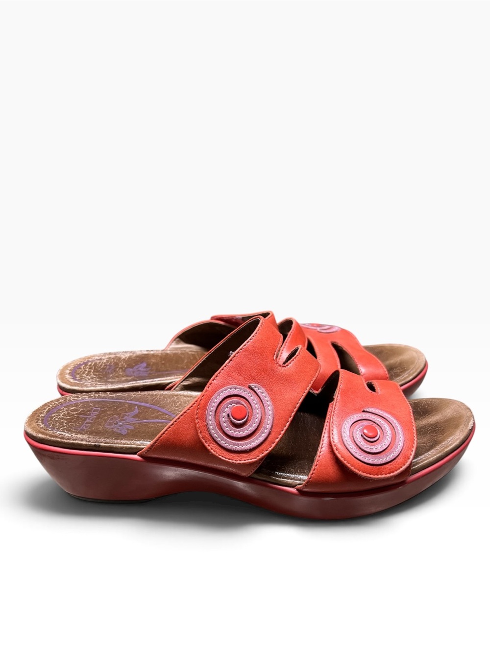 Dansko Dixie red and pink leather slip on sandals boho art to wear